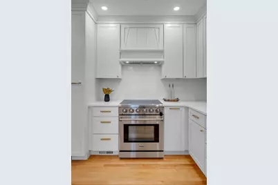 41 Commonwealth Ave, Haverhill, MA 01830 - Photo 5