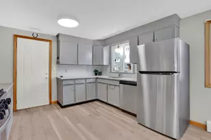 56 Thaddeus St, Chicopee, MA 01020 - Photo 15