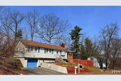 86 Comet Rd, Methuen, MA 01844 - Photo 1