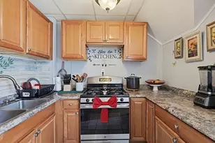 464 Birch St, Fall River, MA 02724 - Photo 17