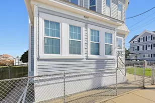 464 Birch St, Fall River, MA 02724 - Photo 25