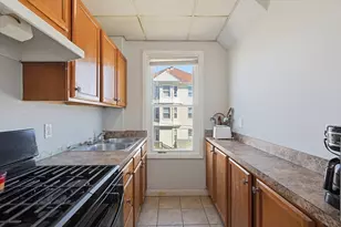 464 Birch St, Fall River, MA 02724 - Photo 7