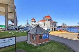 464 Birch St, Fall River, MA 02724 - Photo 33