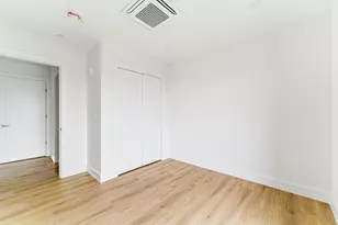 1035 Commonwealth Ave, Boston, MA 02215 - Photo 17