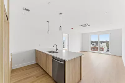 1035 Commonwealth Ave #602, Boston, MA 02215 - Photo 5