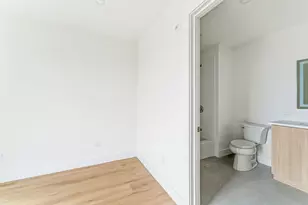 1035 Commonwealth Ave, Boston, MA 02215 - Photo 15