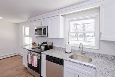 35 Marion St, Holbrook, MA 02343 - Photo 9