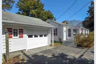 56 Lincoln Ave, Marshfield, MA 02050 - Photo 3