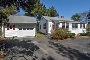 56 Lincoln Ave, Marshfield, MA 02050 - Photo 1