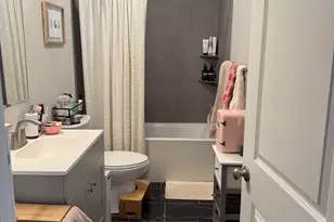 16 Hudson St, Woburn, MA 01801 - Photo 7