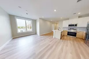 211 Green St, Boston, MA 02130 - Photo 1