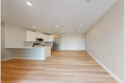 211 Green St. #205, Boston, MA 02130 - Photo 5