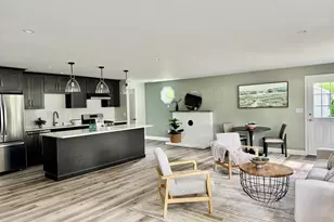 534 Hogg Memorial Dr, Whitman, MA 02382 - Photo 9