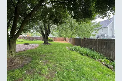 534 Hogg Memorial Dr, Whitman, MA 02382 - Photo 21