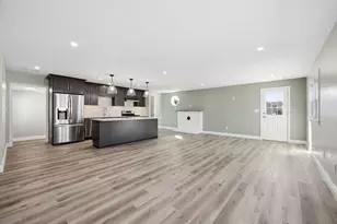 534 Hogg Memorial Dr, Whitman, MA 02382 - Photo 9