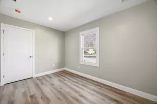 534 Hogg Memorial Dr, Whitman, MA 02382 - Photo 13