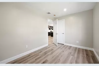 534 Hogg Memorial Dr, Whitman, MA 02382 - Photo 13