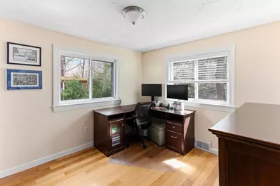 641 Hingham St, Rockland, MA 02370 - Photo 9