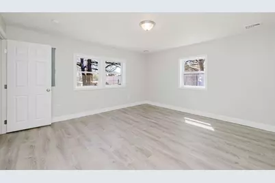 149 Errol Rd, Brockton, MA 02302 - Photo 25