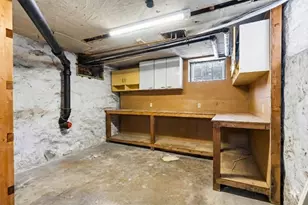 15 Hillock St, Boston, MA 02131 - Photo 25