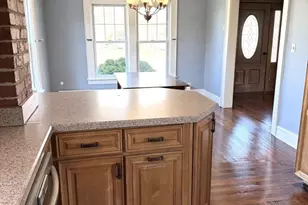 180 Russell Rd, Westfield, MA 01085 - Photo 9