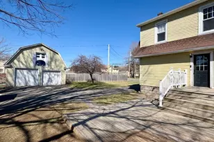 180 Russell Rd, Westfield, MA 01085 - Photo 5