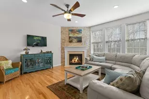 100 Buttercup Ln, Grafton, MA 01560 - Photo 11