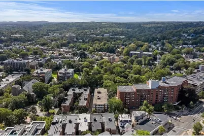 586 Washington Street #6, Brookline, MA 02446 - Photo 9