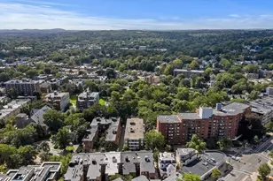 586 Washington St, Brookline, MA 02446 - Photo 9