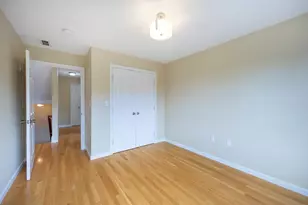 54 Spruce St, Winchester, MA 01890 - Photo 17