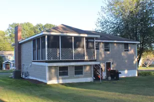 22 Briarwood Rd, Framingham, MA 01701 - Photo 3