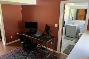 22 Briarwood Rd, Framingham, MA 01701 - Photo 9