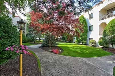 120 Fellsview Ter #121, Stoneham, MA 02180 - Photo 17