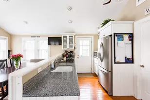 62 Cottage St, West Brookfield, MA 01585 - Photo 9