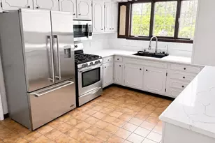 12 Woodland Rd, Westfield, MA 01085 - Photo 11