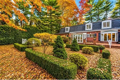 12 Woodland Rd, Westfield, MA 01085 - Photo 3