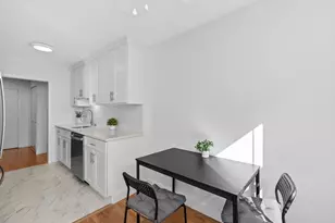 131 Sewall Ave, Brookline, MA 02446 - Photo 13