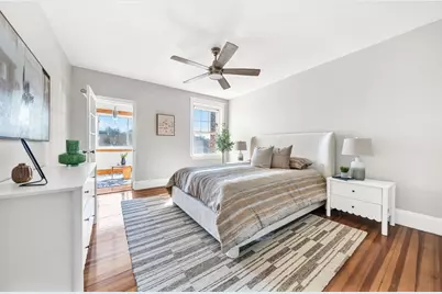 50 Lancaster Ter #4, Brookline, MA 02446 - Photo 9