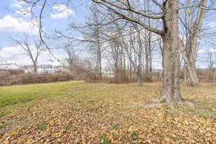 118 Spring St, Winchendon, MA 01475 - Photo 5