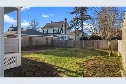 303 Maple St, New Bedford, MA 02740 - Photo 37