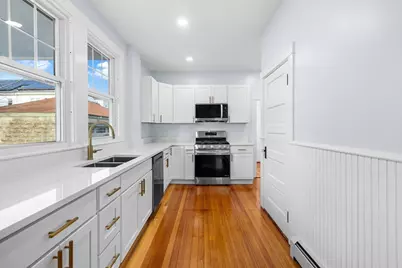 303 Maple St, New Bedford, MA 02740 - Photo 3