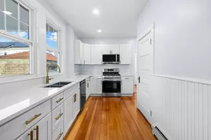 303 Maple St, New Bedford, MA 02740 - Photo 3