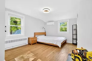 37 Pine St, Bedford, MA 01730 - Photo 9