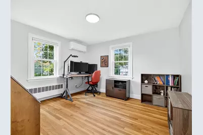 37 Pine St, Bedford, MA 01730 - Photo 7