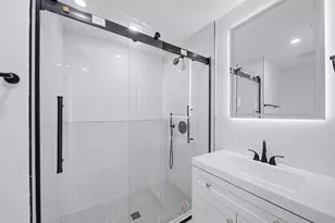 4164 Washington St, Boston, MA 02131 - Photo 25