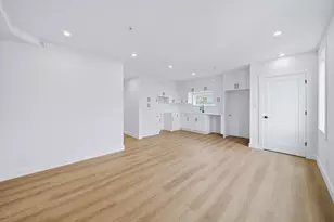 4164 Washington St, Boston, MA 02131 - Photo 19