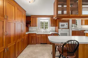 22 Pinecrest Dr, Sandwich, MA 02463 - Photo 9