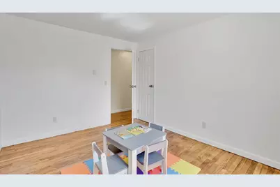 70 Quentin Rd, Springfield, MA 01129 - Photo 15