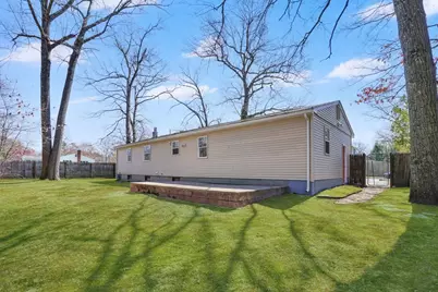 70 Quentin Rd, Springfield, MA 01129 - Photo 39