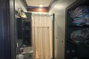 27 Pleasant St, Templeton, MA 01468 - Photo 7